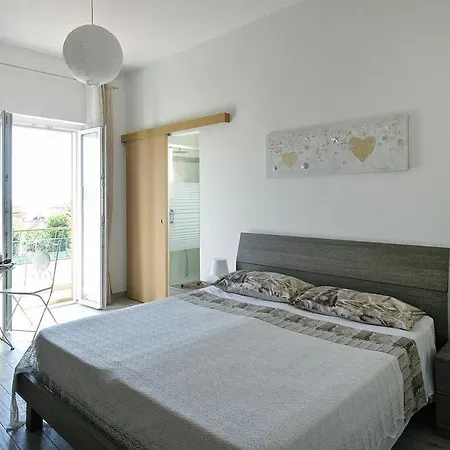 Апартаменты Holiday Flat - Ila021009-p